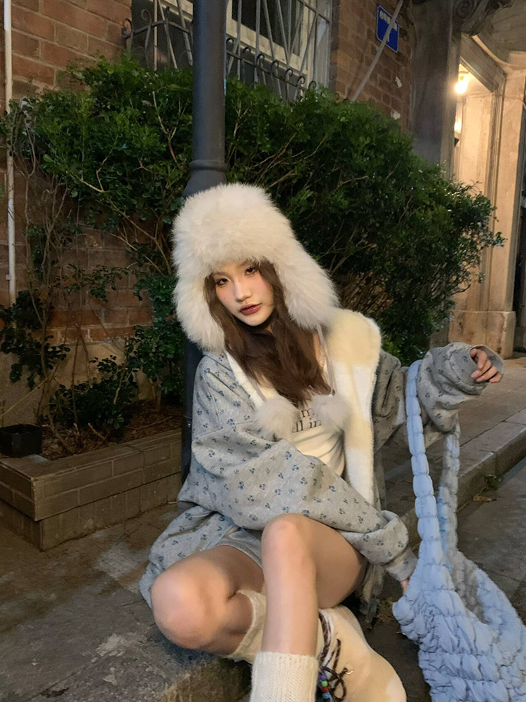 2025 American Vintage Floral Hooded Fleece Sweatshirt for Women - Thickened Warm Hoodie for Autumn Winter Style 2025 American Vintage Floral Hooded Fleece Sweatshirt for Women - Thickened Warm Hoodie for Autumn Winter Style