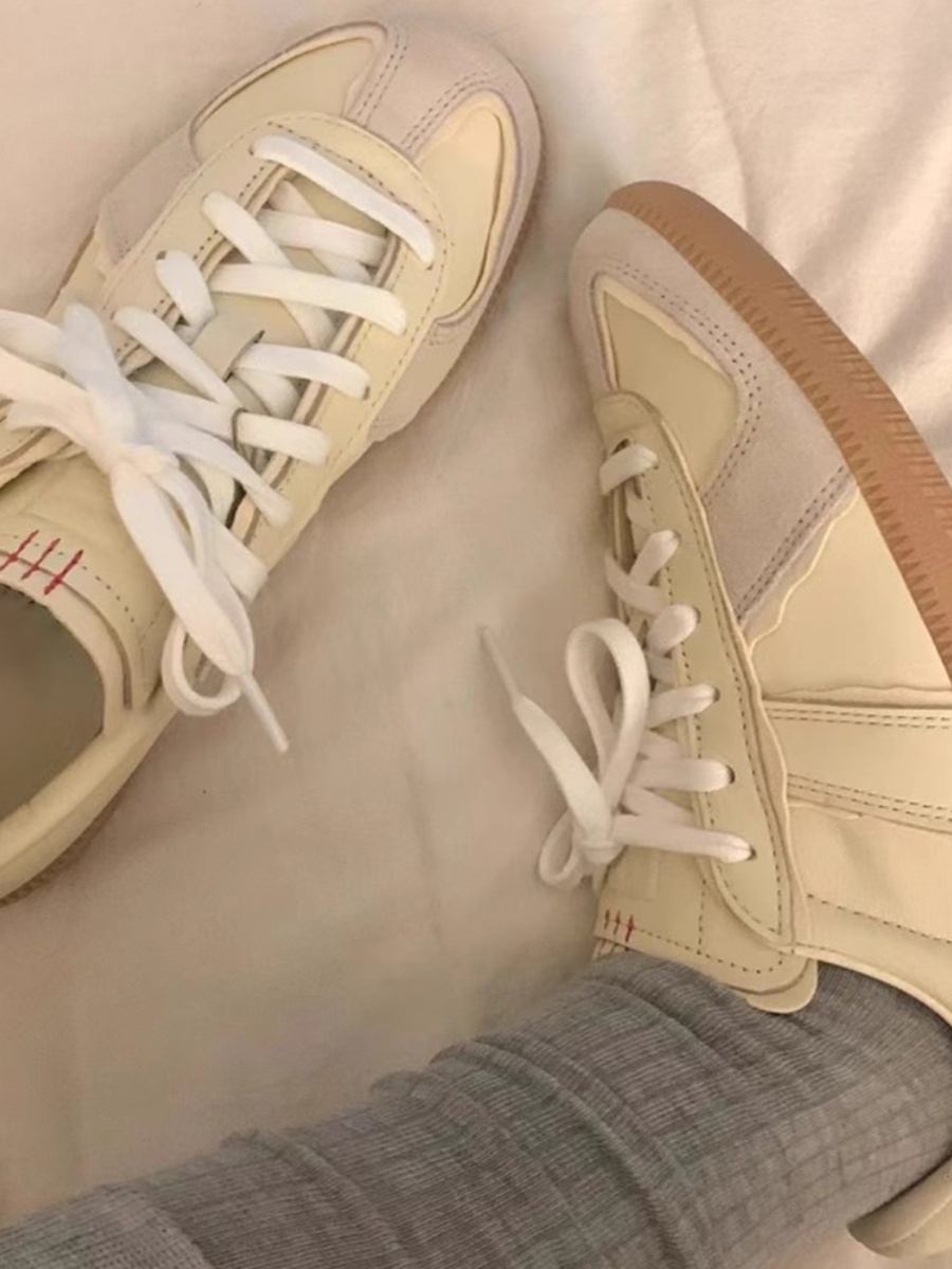 2025 Color-Blocking Lace-Up Cowhide Training Shoes - Versatile Round Toe Splicing Casual Sneakers 2025 Color-Blocking Lace-Up Cowhide Training Shoes - Versatile Round Toe Splicing Casual Sneakers