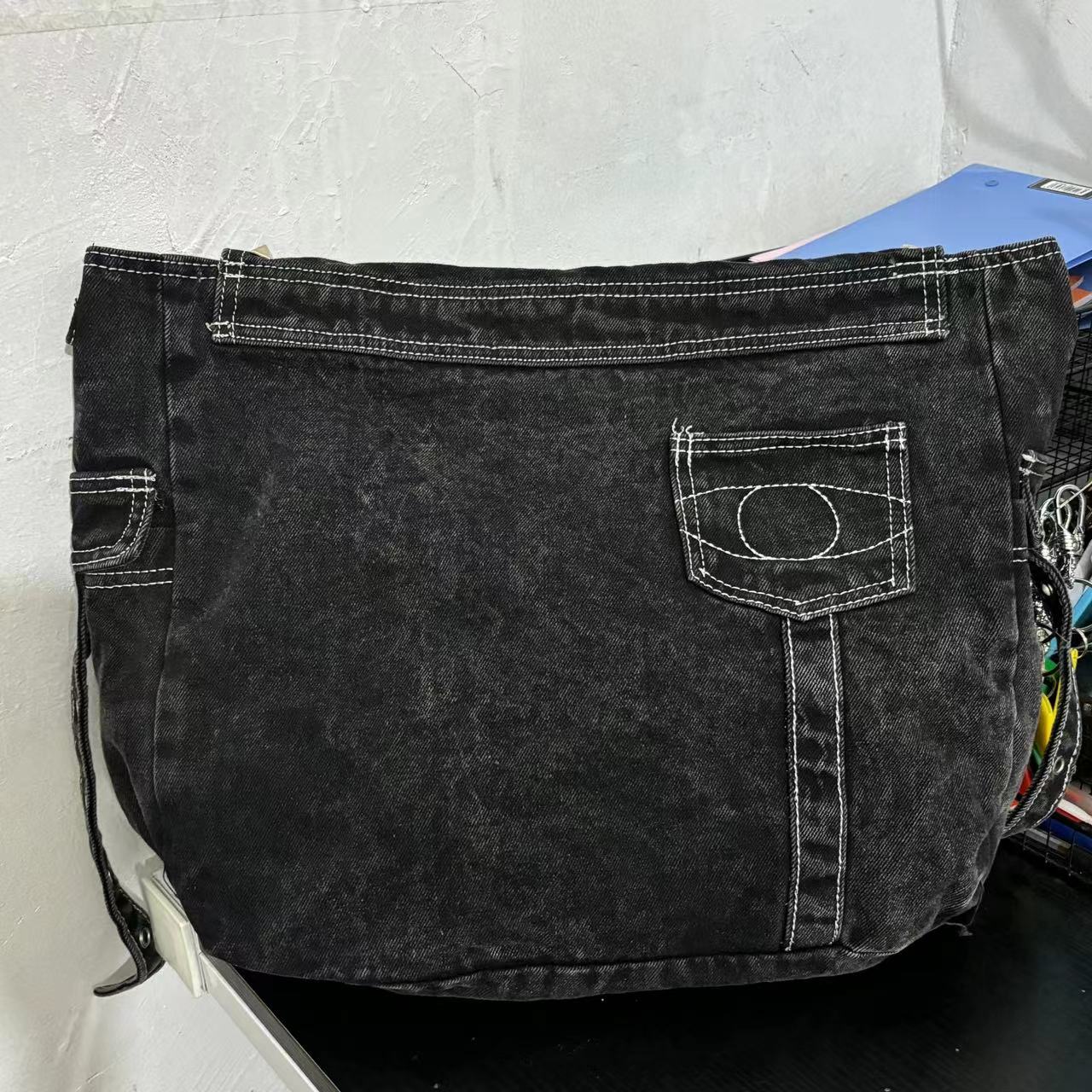 2025 Cool Washed Denim Crossbody Bag - Versatile Large Capacity Shoulder Bag for Everyday Fashion 2025 Cool Washed Denim Crossbody Bag - Versatile Large Capacity Shoulder Bag for Everyday Fashion