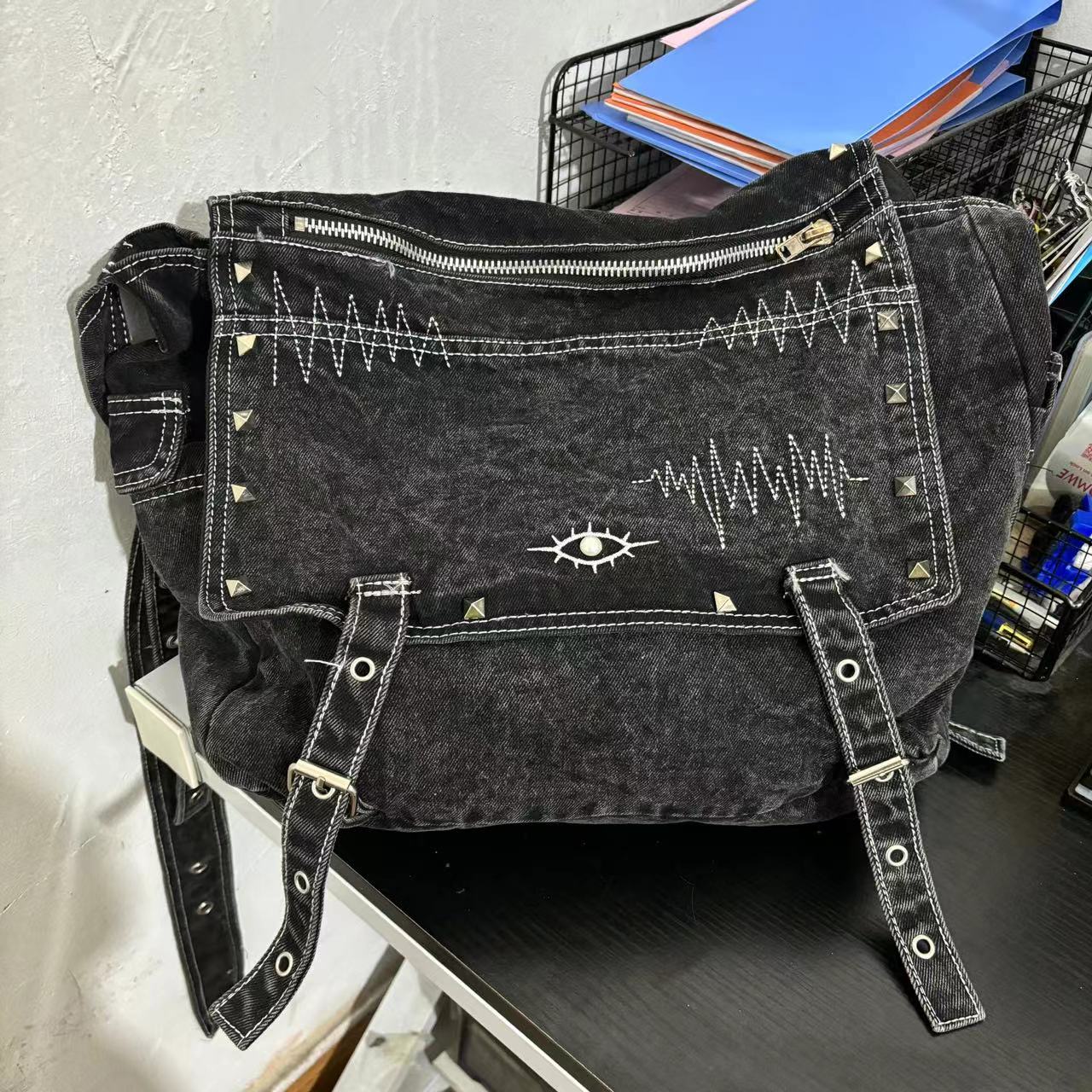 2025 Cool Washed Denim Crossbody Bag - Versatile Large Capacity Shoulder Bag for Everyday Fashion 2025 Cool Washed Denim Crossbody Bag - Versatile Large Capacity Shoulder Bag for Everyday Fashion