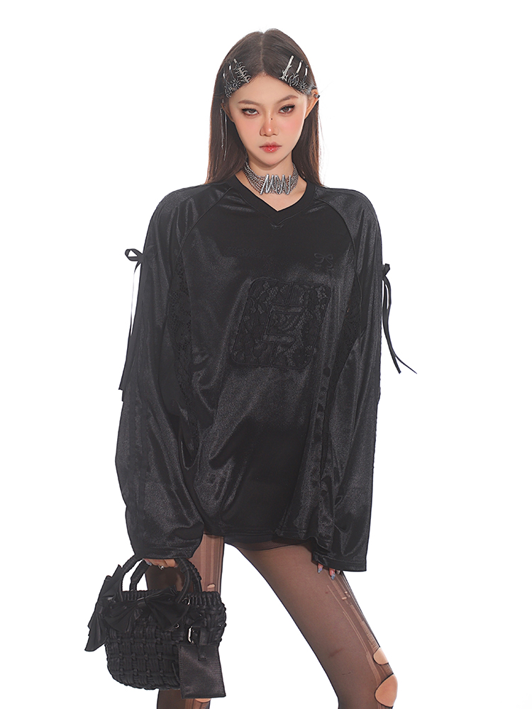 2025 Early Spring Jersey Aesthetic Hot Girl Lace Splicing Glossy Silver T-Shirt - Trendy 90s Inspired Fashion Top 2025 Early Spring Jersey Aesthetic Hot Girl Lace Splicing Glossy Silver T-Shirt - Trendy 90s Inspired Fashion Top