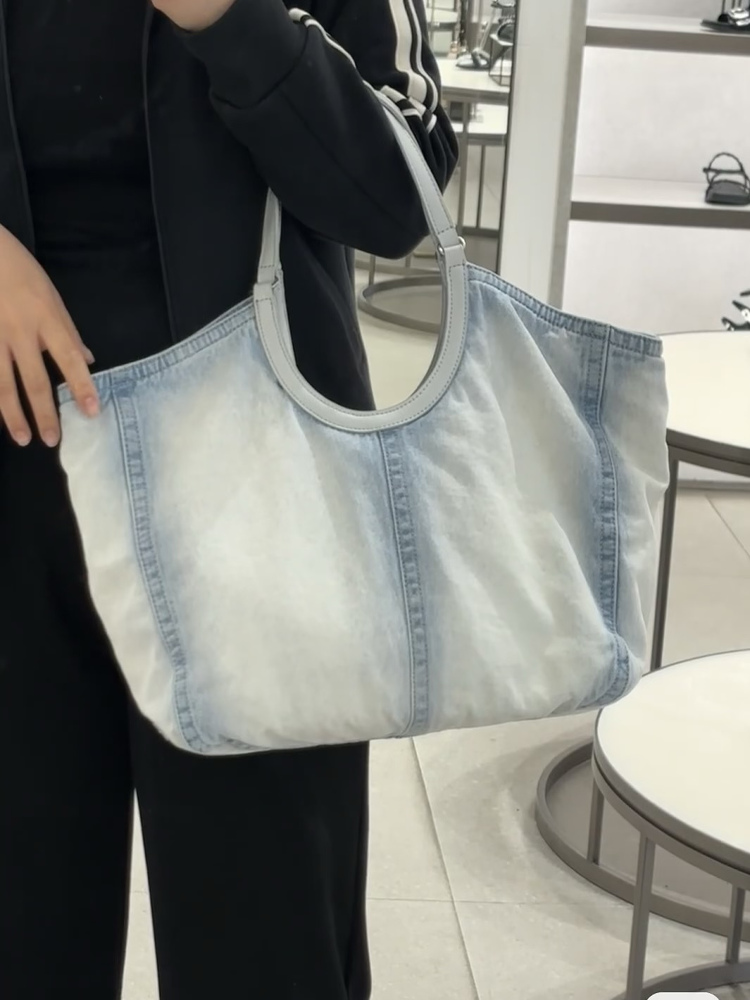 2025 Fashionable Washable Denim Tote Bag for Women - Versatile Large Capacity Shoulder Handbag 2025 Fashionable Washable Denim Tote Bag for Women - Versatile Large Capacity Shoulder Handbag