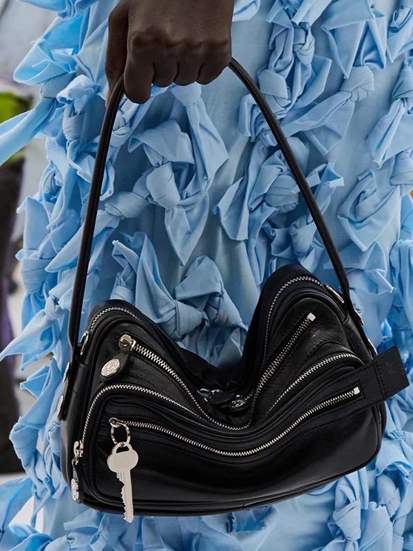 2025 Influencer Multi-Compartment Zipper Underarm Motorcycle Crossbody Bag - Versatile Hot Girl Fashion Trend