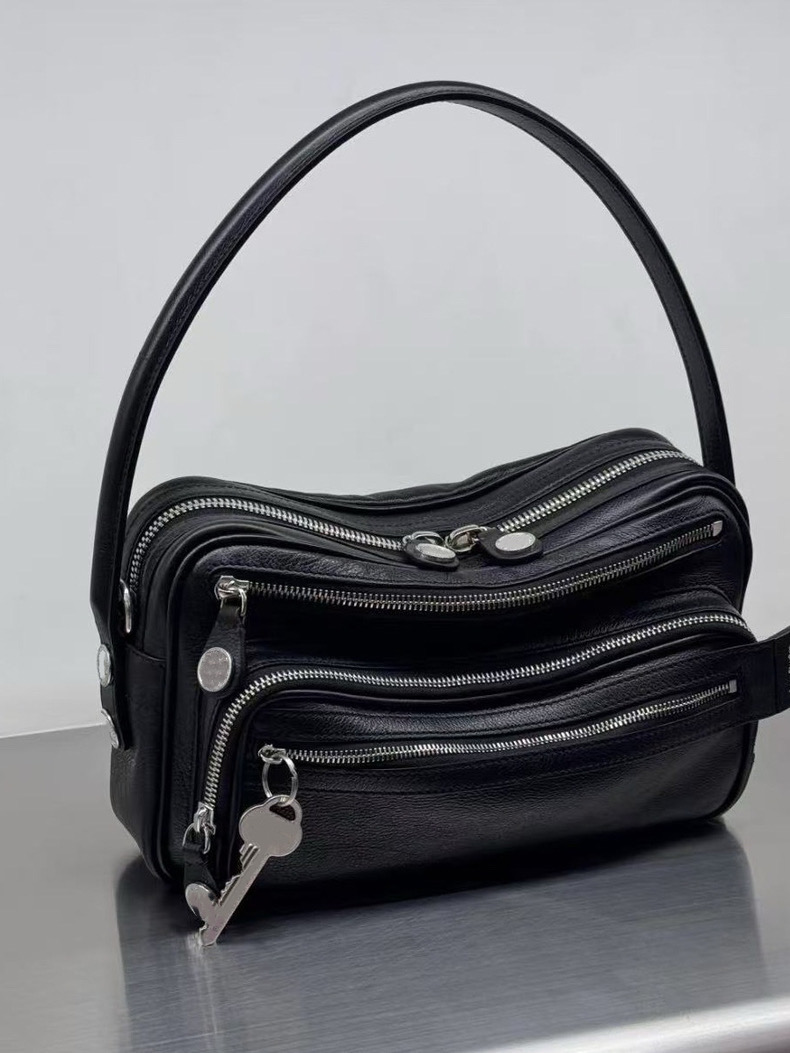 2025 Influencer Multi-Compartment Zipper Underarm Motorcycle Crossbody Bag - Versatile Hot Girl Fashion Trend