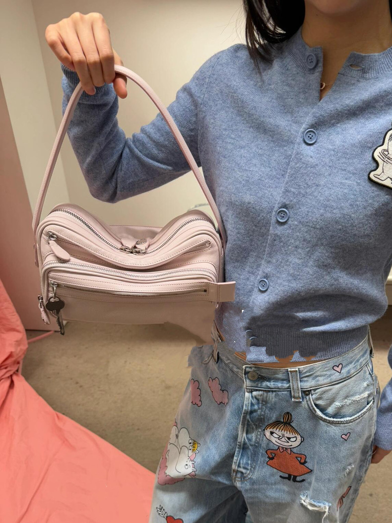 2025 Influencer Multi-Compartment Zipper Underarm Motorcycle Crossbody Bag - Versatile Hot Girl Fashion Trend 2025 Influencer Multi-Compartment Zipper Underarm Motorcycle Crossbody Bag - Versatile Hot Girl Fashion Trend