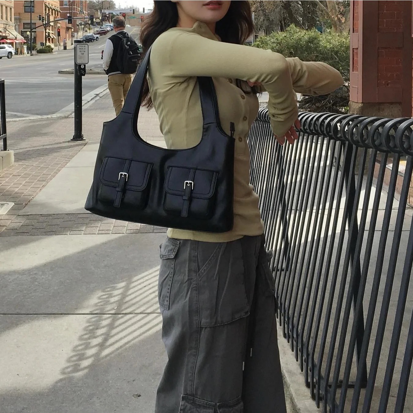 2025 Korean Style Versatile Shoulder Crossbody Tote Bag with Pocket - Fashionable Commuter Handbag for Women 2025 Korean Style Versatile Shoulder Crossbody Tote Bag with Pocket - Fashionable Commuter Handbag for Women