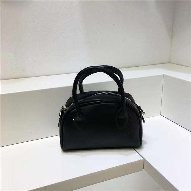 2025 Minimalist Casual Boston Tote Bag for Women - Cute Versatile Shoulder Bag in Korean Style 2025 Minimalist Casual Boston Tote Bag for Women - Cute Versatile Shoulder Bag in Korean Style