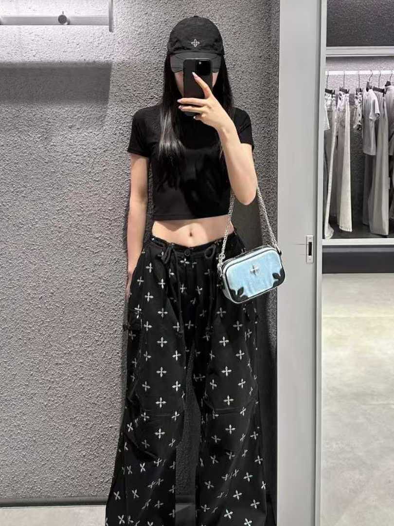 2025 New Style Cross Badge Denim Chain Small Square Bag - Trendy Millennium Hot Girl Shoulder Crossbody Bag 2025 New Style Cross Badge Denim Chain Small Square Bag - Trendy Millennium Hot Girl Shoulder Crossbody Bag
