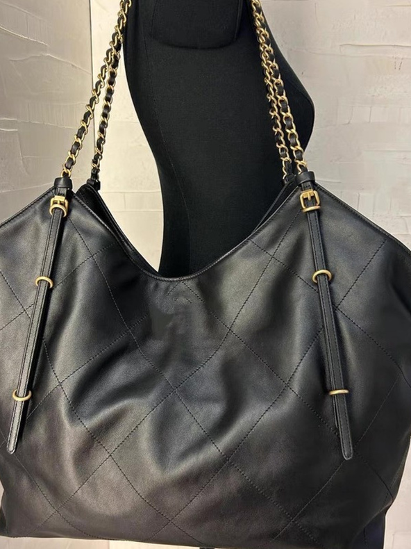 2025 New Style Large Capacity Tote Bag - Versatile Chain Design Shoulder Bag for Women, Fashion-Forward Handbag