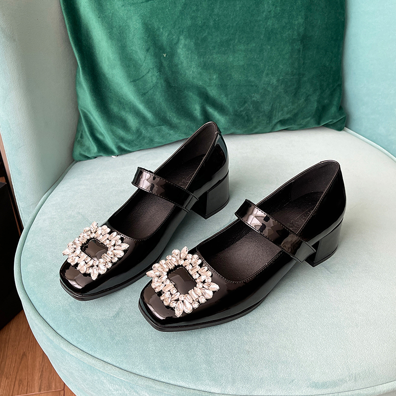 2025 New Women's Mary Jane Shoes with Square Buckle, Chunky Low Heels, French & British Style, Small Leather Flats