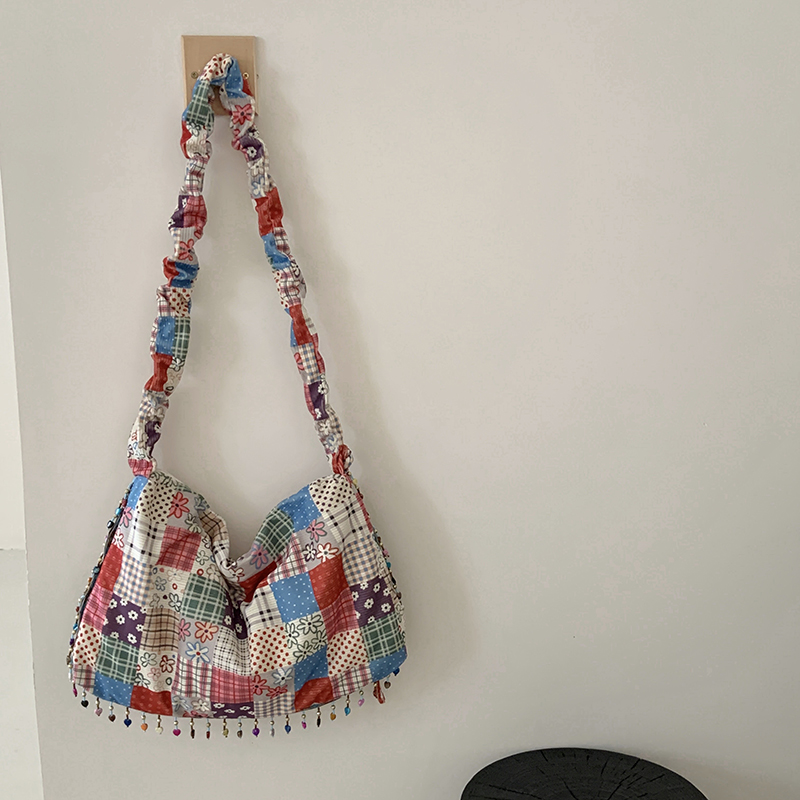 2025 New Women's Patchwork Shoulder Bag - Versatile Retro Crossbody Bag for Students, Fashionable Niche Design