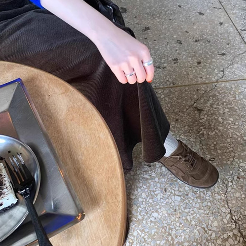 2025 Retro Lace-Up Derby Shoes in Genuine Leather - Versatile Flat Casual Loafers for Commuting and Everyday Wear