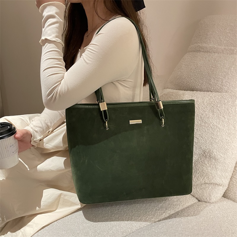 2025 Spring Women's Green Large Capacity Commuter Tote Bag - Stylish Shoulder Bag for College Students