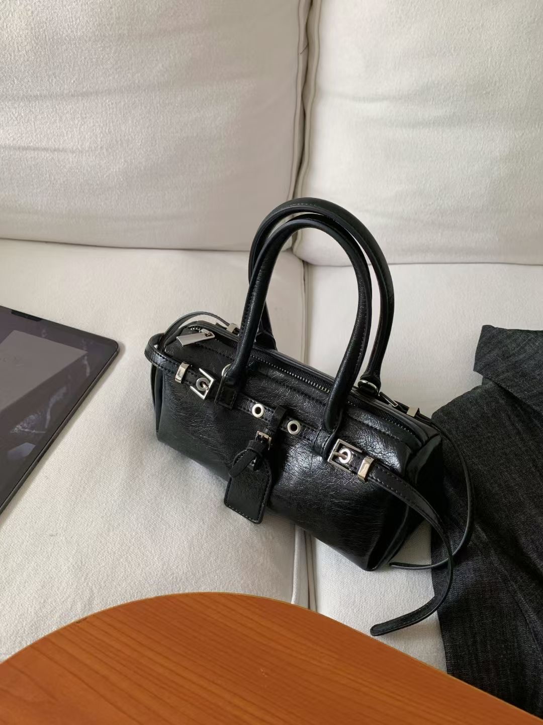 2025 Spring/Summer Small Sausage Bag Motorcycle Style with Belt Decoration - Handheld Crossbody Women's Bag