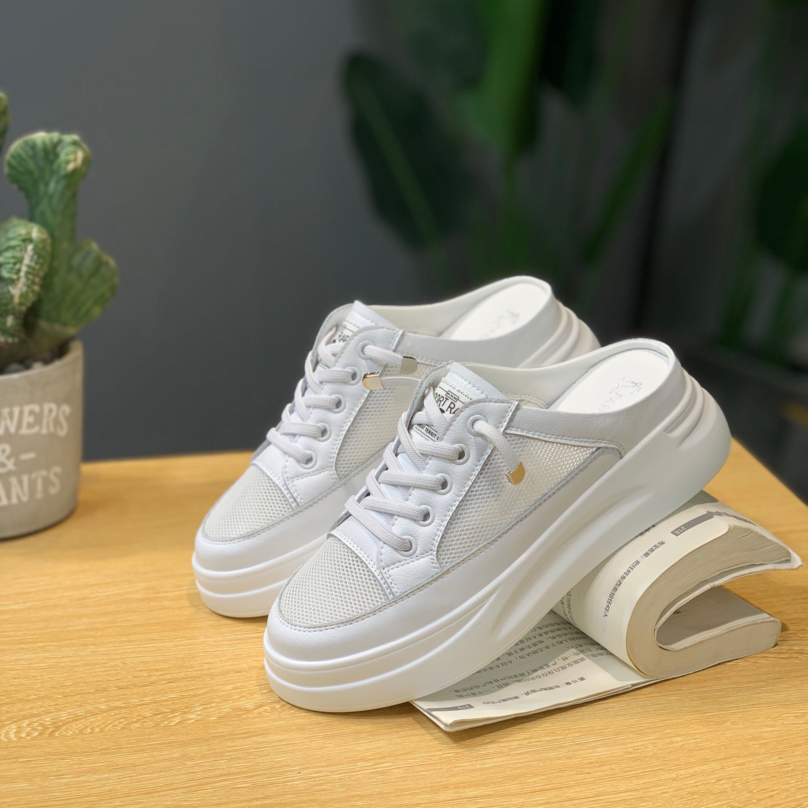 2025 Summer Korean Style Genuine Leather Closed-Toe Mesh Slip-On Backless Platform Sandals for Women