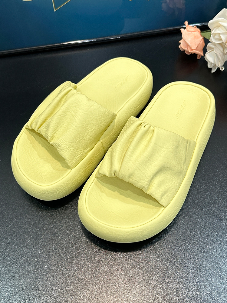 2025 Summer Thick-Sole Bread Slide Sandals for Women - Versatile Comfortable Outdoor Beach Flip-Flops 2025 Summer Thick-Sole Bread Slide Sandals for Women - Versatile Comfortable Outdoor Beach Flip-Flops