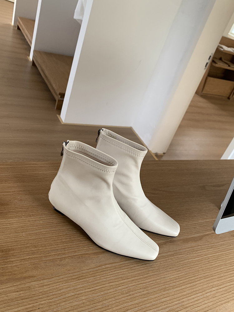 2025 Trendy White Short Boots for Women, Minimalist Fashion, Small Square Toe, High-End Commuting Style