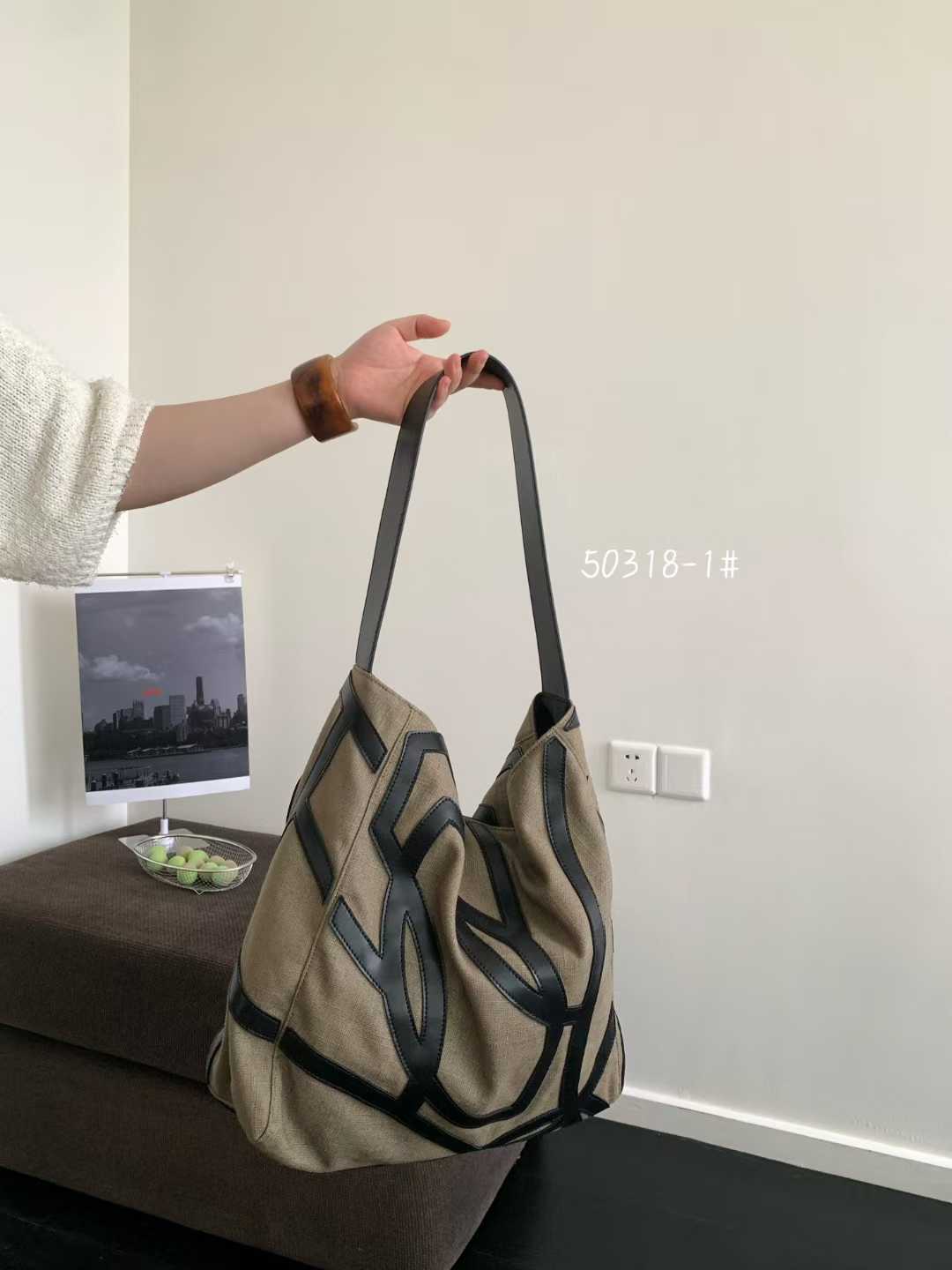 2025 Women's Hollow Out Linen Tote Bag with Pony Totem Design - Trendy Non-Spliced Shoulder Bag