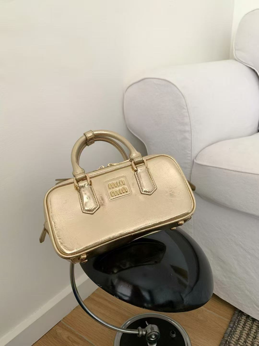 2025 Women's Shiny Metallic Bowling Handbag - Versatile Shoulder Crossbody Boston Bag for Trendy Style 2025 Women's Shiny Metallic Bowling Handbag - Versatile Shoulder Crossbody Boston Bag for Trendy Style