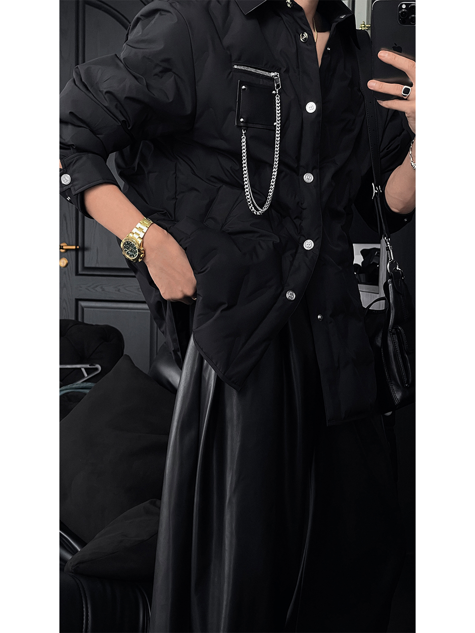 90% White Duck Down Jacket with Chain Decoration - Long Shirt-Style Coat for Winter 2024, Trendy 90s Inspired Outerwear 90% White Duck Down Jacket with Chain Decoration - Long Shirt-Style Coat for Winter 2024, Trendy 90s Inspired Outerwear