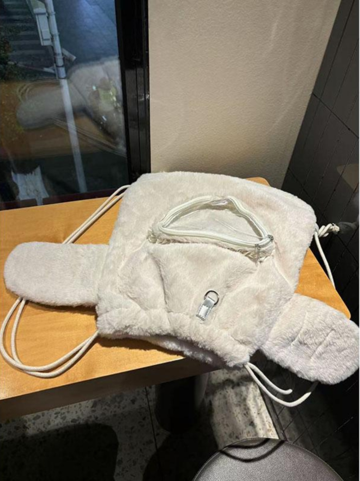 Adorable Two-Dimensional Pain Plush Backpack with Angel Wings - Cute Heart Drawstring Book Bag for Autumn & Winter Adorable Two-Dimensional Pain Plush Backpack with Angel Wings - Cute Heart Drawstring Book Bag for Autumn & Winter