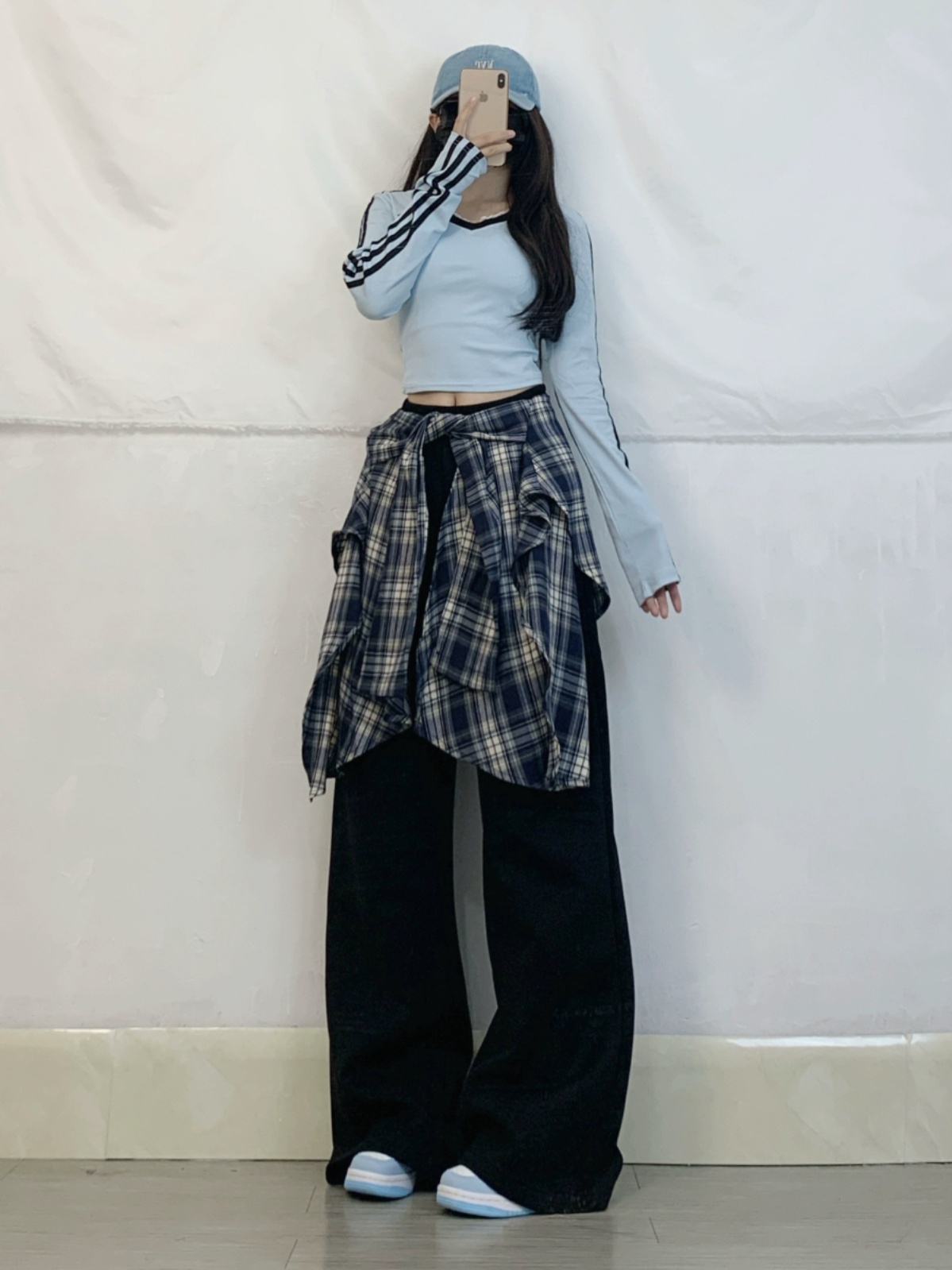 American Retro Plaid Wide-Leg Jazz Dance Pants for Women - Spliced Hip-Hop Design, Loose Fit, Trendy 90s Style American Retro Plaid Wide-Leg Jazz Dance Pants for Women - Spliced Hip-Hop Design, Loose Fit, Trendy 90s Style