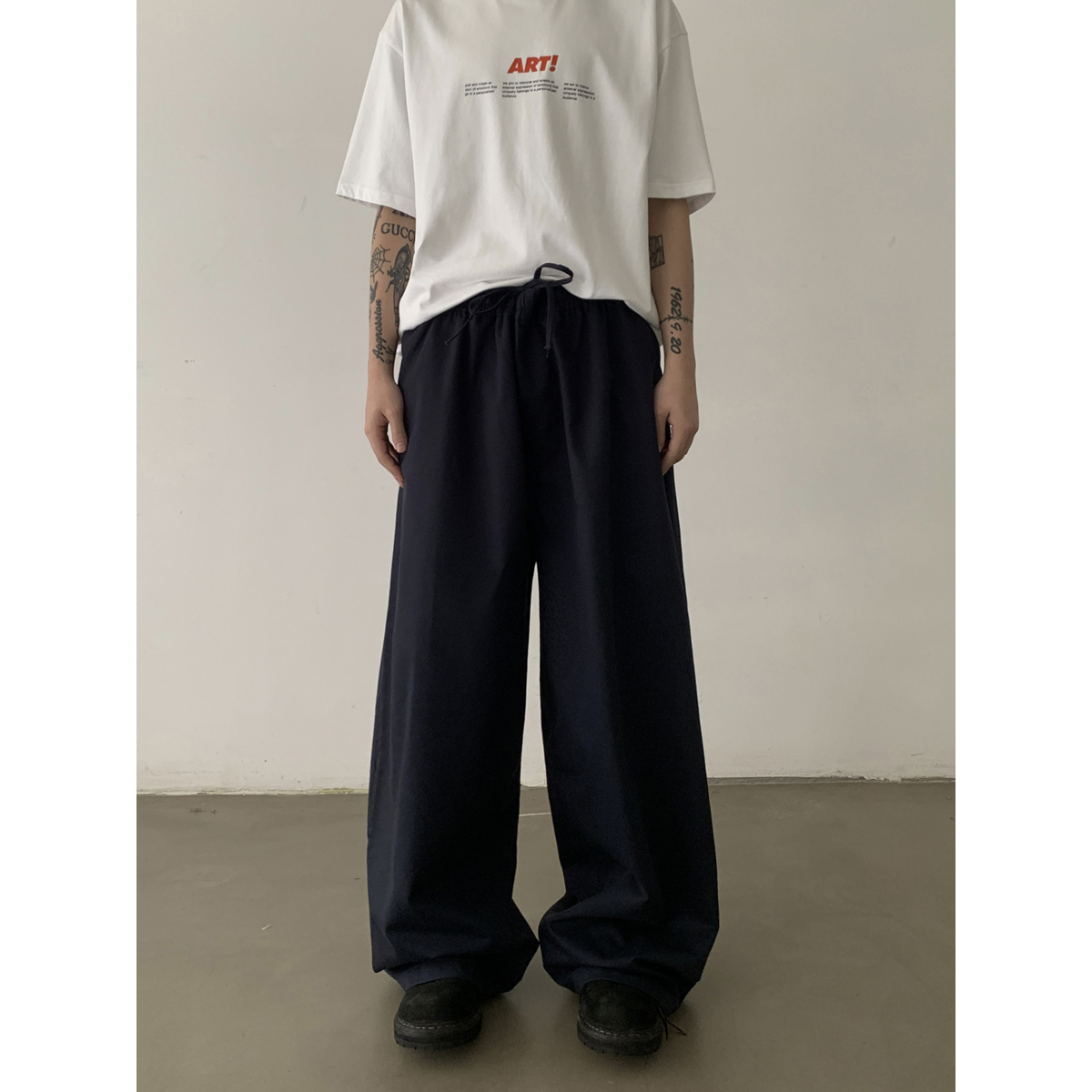 American Retro Relaxed Fit Wide-Leg Baggy Pants for Men and Women | Trendy Draped Floor-Length Casual Trousers American Retro Relaxed Fit Wide-Leg Baggy Pants for Men and Women | Trendy Draped Floor-Length Casual Trousers