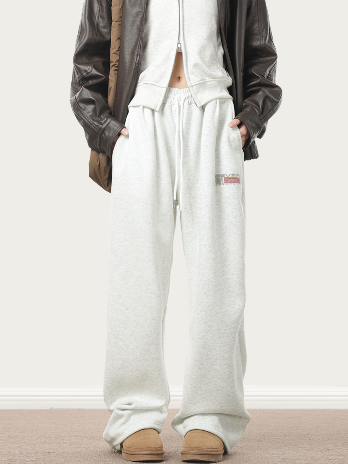 American Retro Streetwear Floor-Length Sweatpants for Men and Women - Loose Straight-Leg Sports Pants for Autumn and Winter