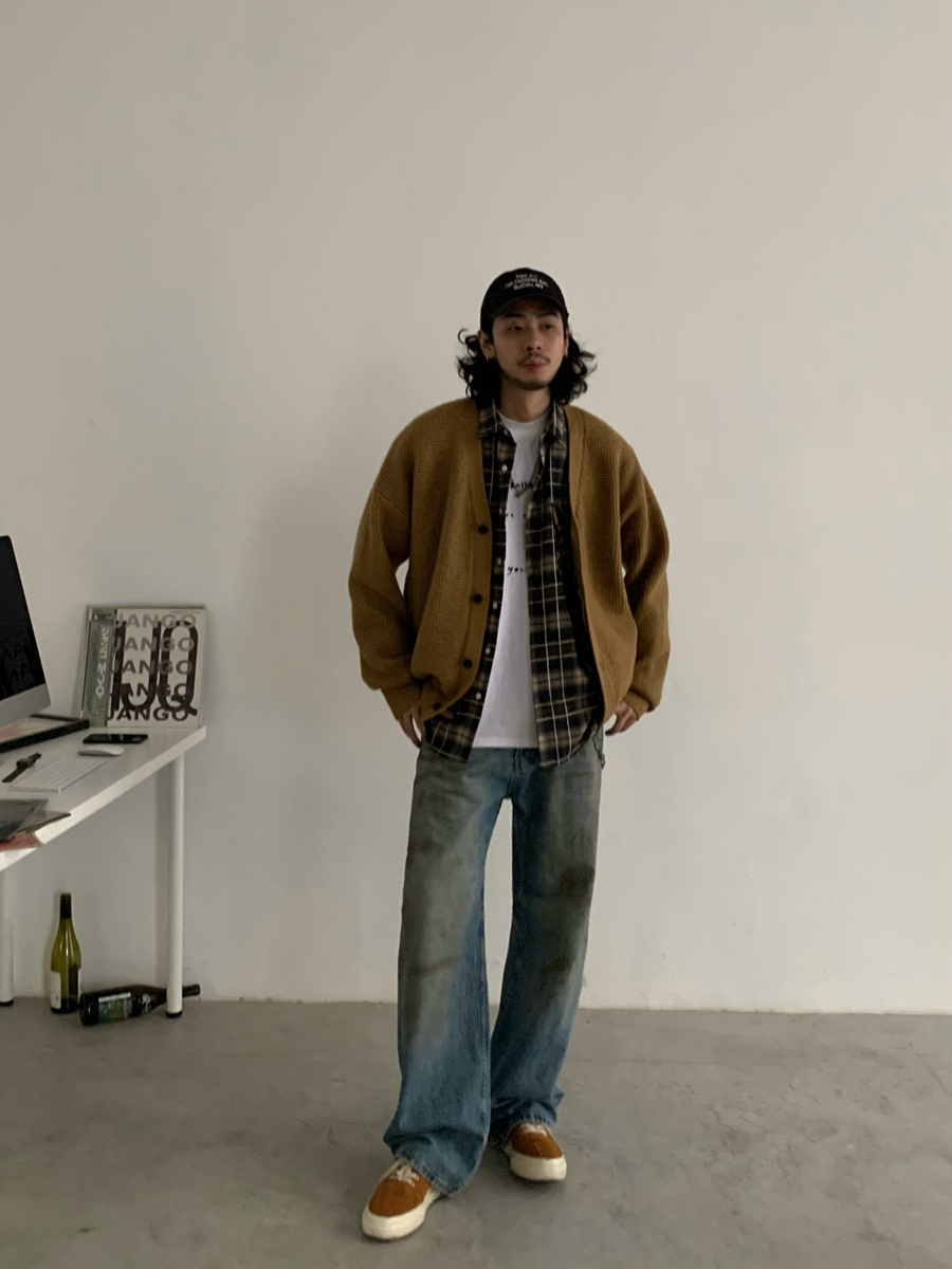 American Retro Washed Vintage Flared Jeans - Clean Fit Straight-Leg Long Pants for a Timeless Y2K Look American Retro Washed Vintage Flared Jeans - Clean Fit Straight-Leg Long Pants for a Timeless Y2K Look