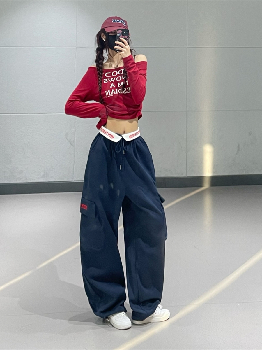 American Retro Women's Jazz Dance Outfit - Wine Red Top & Navy Blue Embroidered Sports Pants, Vintage Style