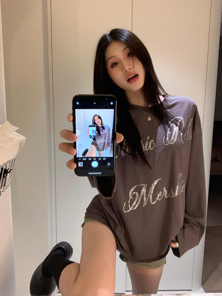 American Style Rhinestone Printed Long Sleeve T-Shirt for Women - Loose Fit Summer Sun-Protective Layer Top American Style Rhinestone Printed Long Sleeve T-Shirt for Women - Loose Fit Summer Sun-Protective Layer Top