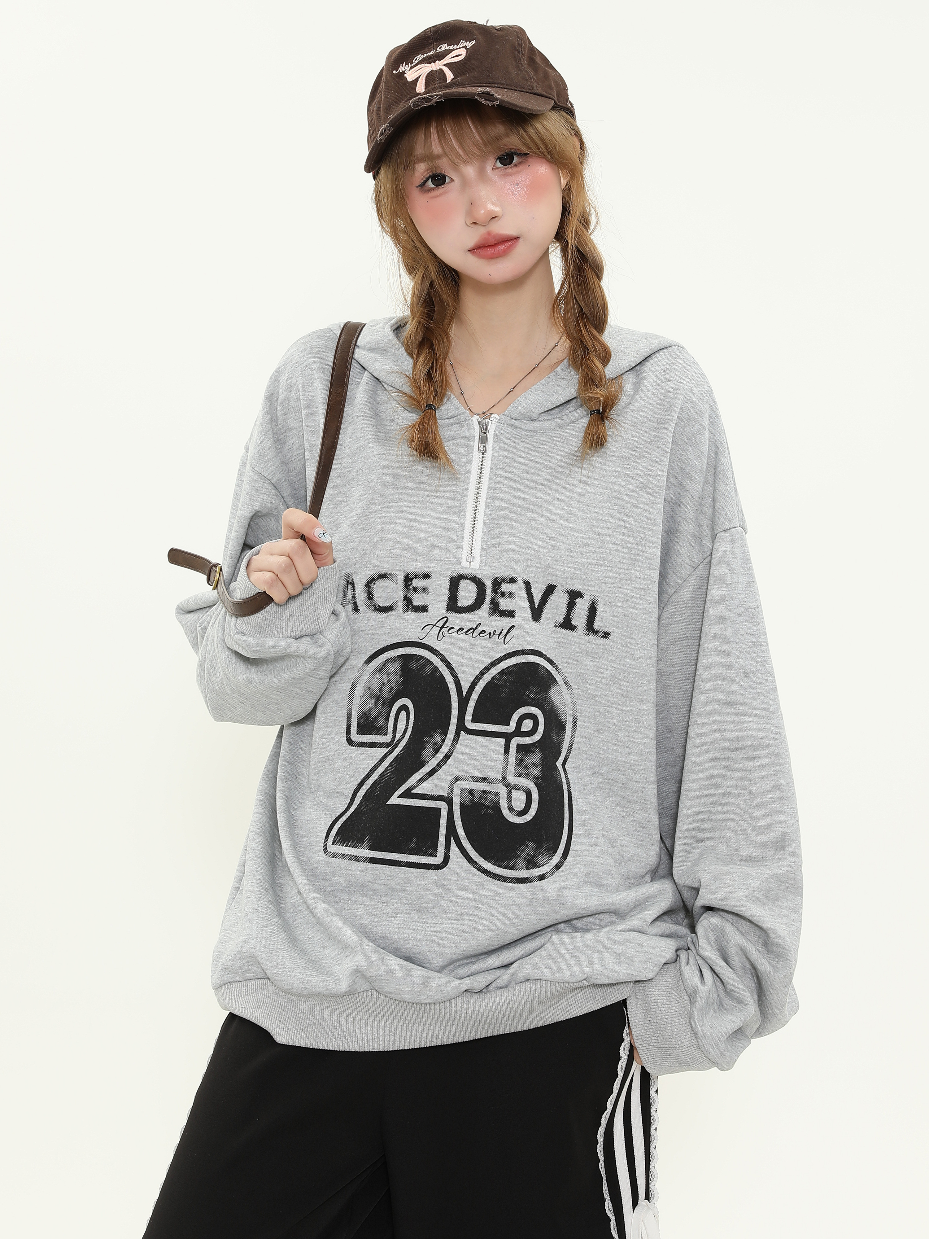 American-Style Spicy Girl Bow Tie Lace Striped Casual Wide-Leg Pants for Women - Loose Slim Fit, Trendy Y2K Fashion American-Style Spicy Girl Bow Tie Lace Striped Casual Wide-Leg Pants for Women - Loose Slim Fit, Trendy Y2K Fashion