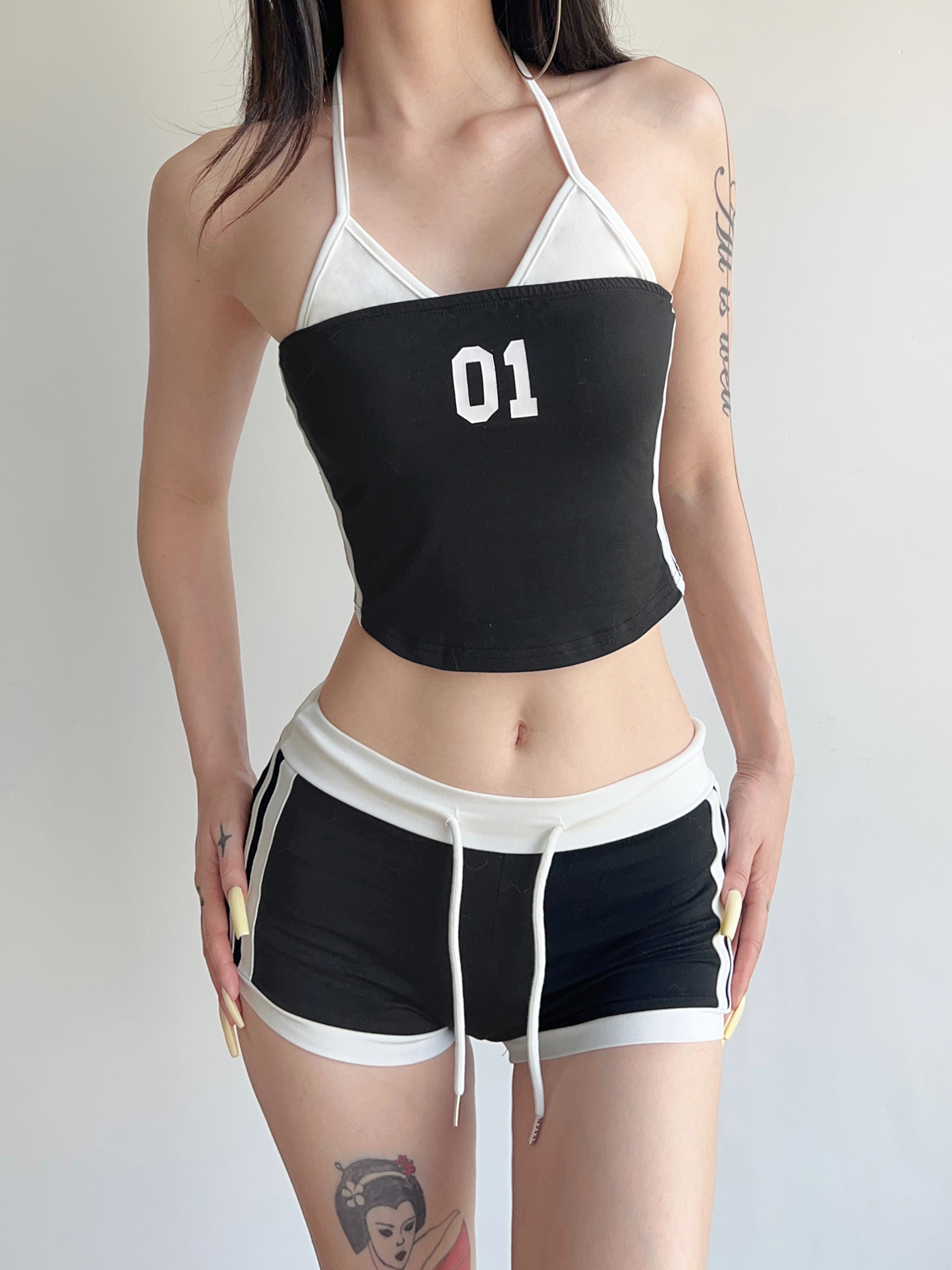 American Vintage Digital Print Color Block Casual Set - Women's Faux Two-Piece Halter Top and Shorts, Y2K Inspired Fashion