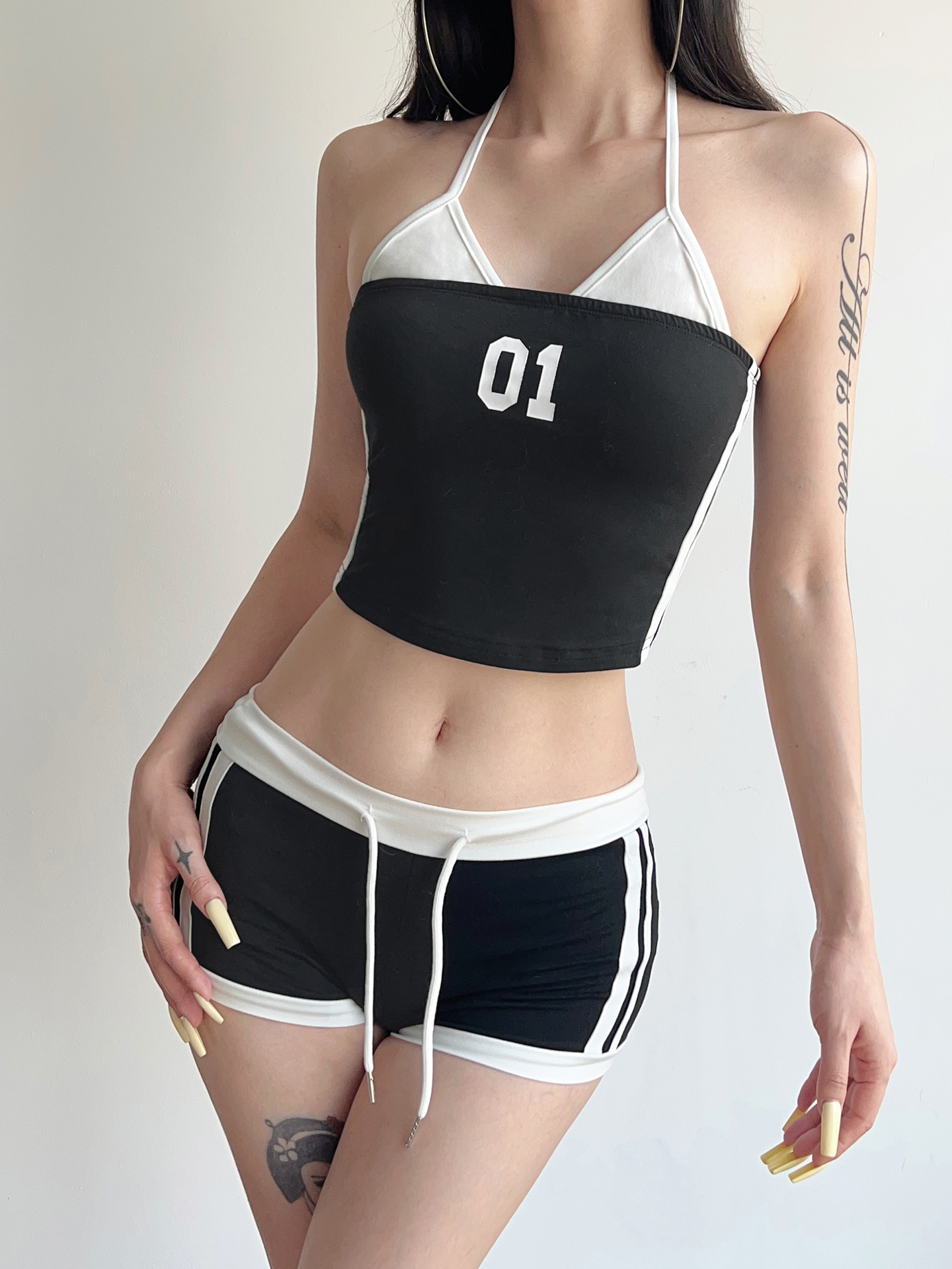 American Vintage Digital Print Color Block Casual Set - Women's Faux Two-Piece Halter Top and Shorts, Y2K Inspired Fashion