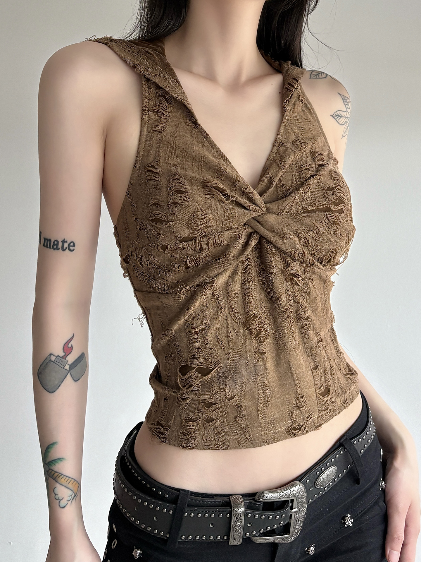 American Vintage Distressed Hooded Vest for Women - Brown Slim-Fit Backless Short Top, Versatile Y2K Style