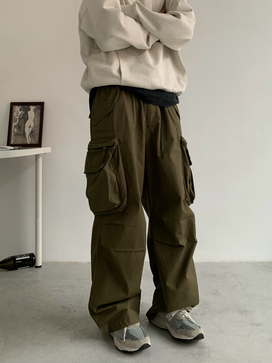 American Vintage Loose Work Pants for Men - Straight Leg Japanese Casual Cargo Pants in City Boy Style American Vintage Loose Work Pants for Men - Straight Leg Japanese Casual Cargo Pants in City Boy Style