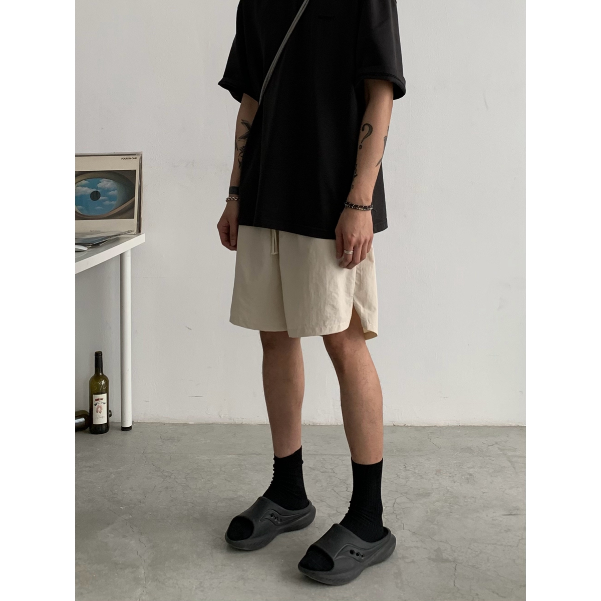 American Vintage Minimalist Aesthetic Unisex Quick-Dry Solid Color Five-Point Sports Shorts - Trendy 90s Loose Fit