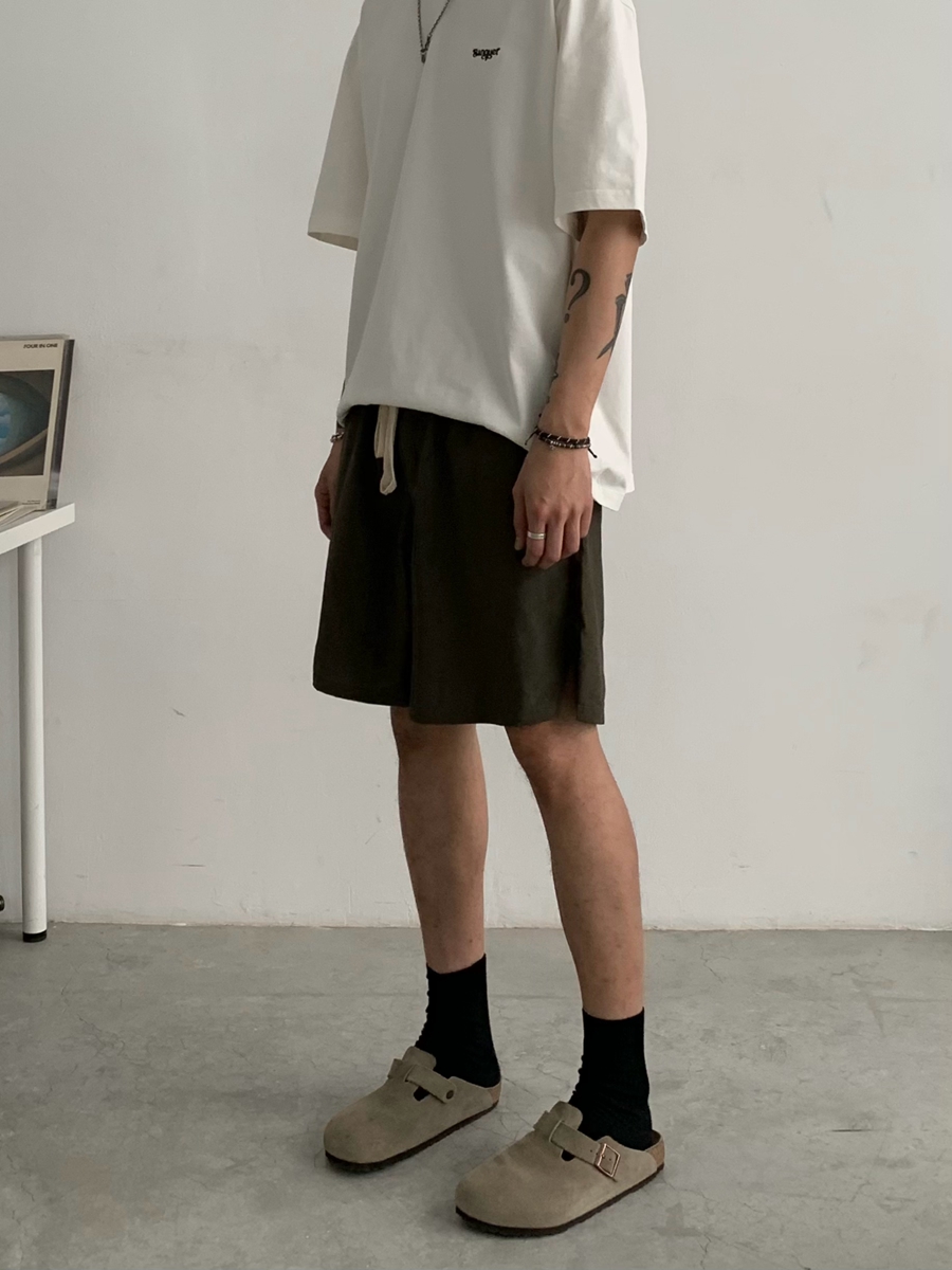 American Vintage Minimalist Aesthetic Unisex Quick-Dry Solid Color Five-Point Sports Shorts - Trendy 90s Loose Fit