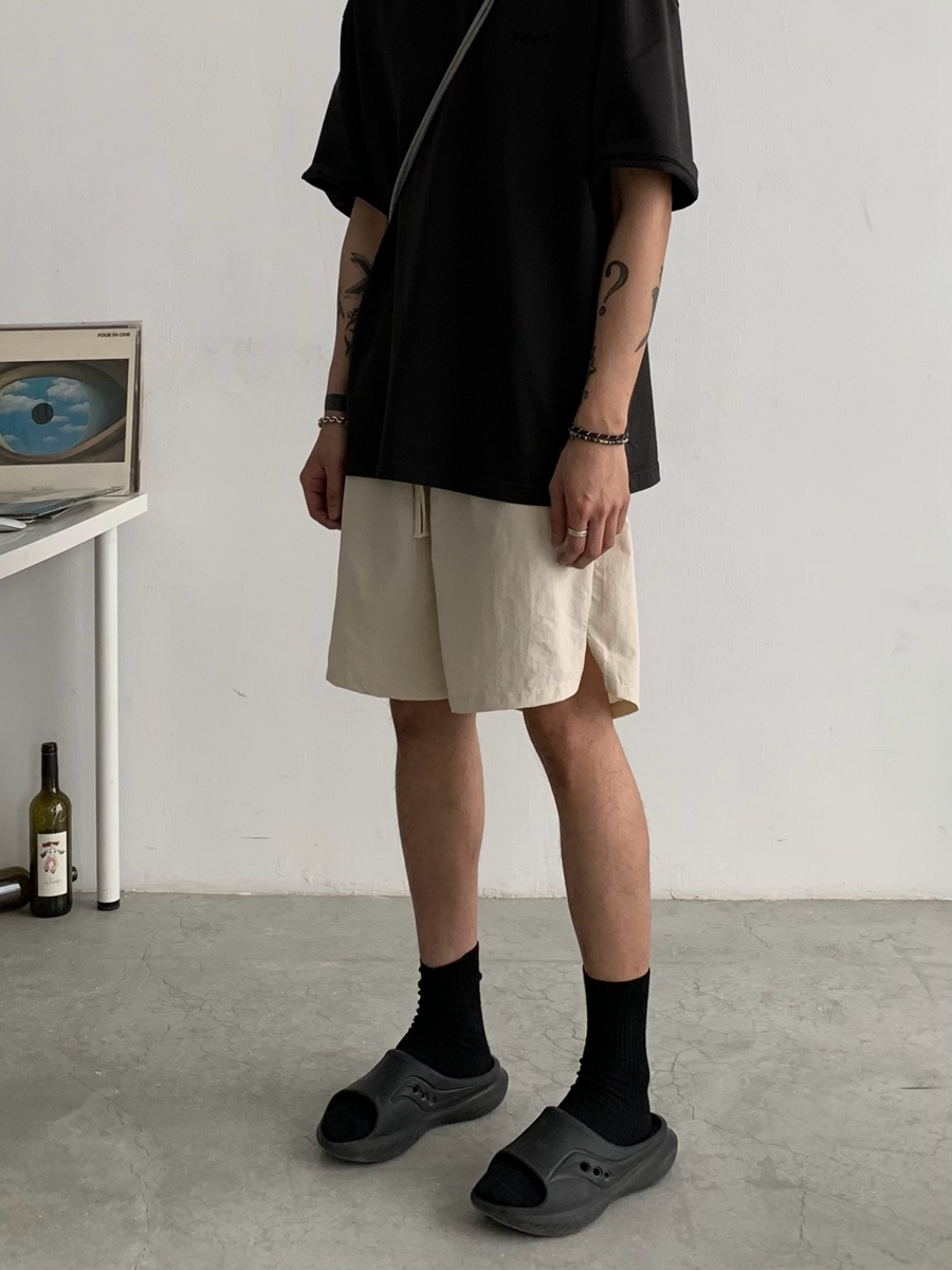 American Vintage Minimalist Aesthetic Unisex Quick-Dry Solid Color Five-Point Sports Shorts - Trendy 90s Loose Fit