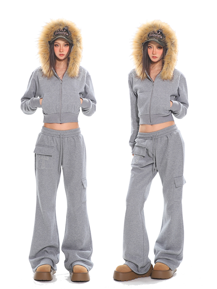 American Vintage Rhinestone Big Fur Collar Short Sweatshirt and Micro-Flare Pants Set for Women - Autumn Winter Casual Fashion