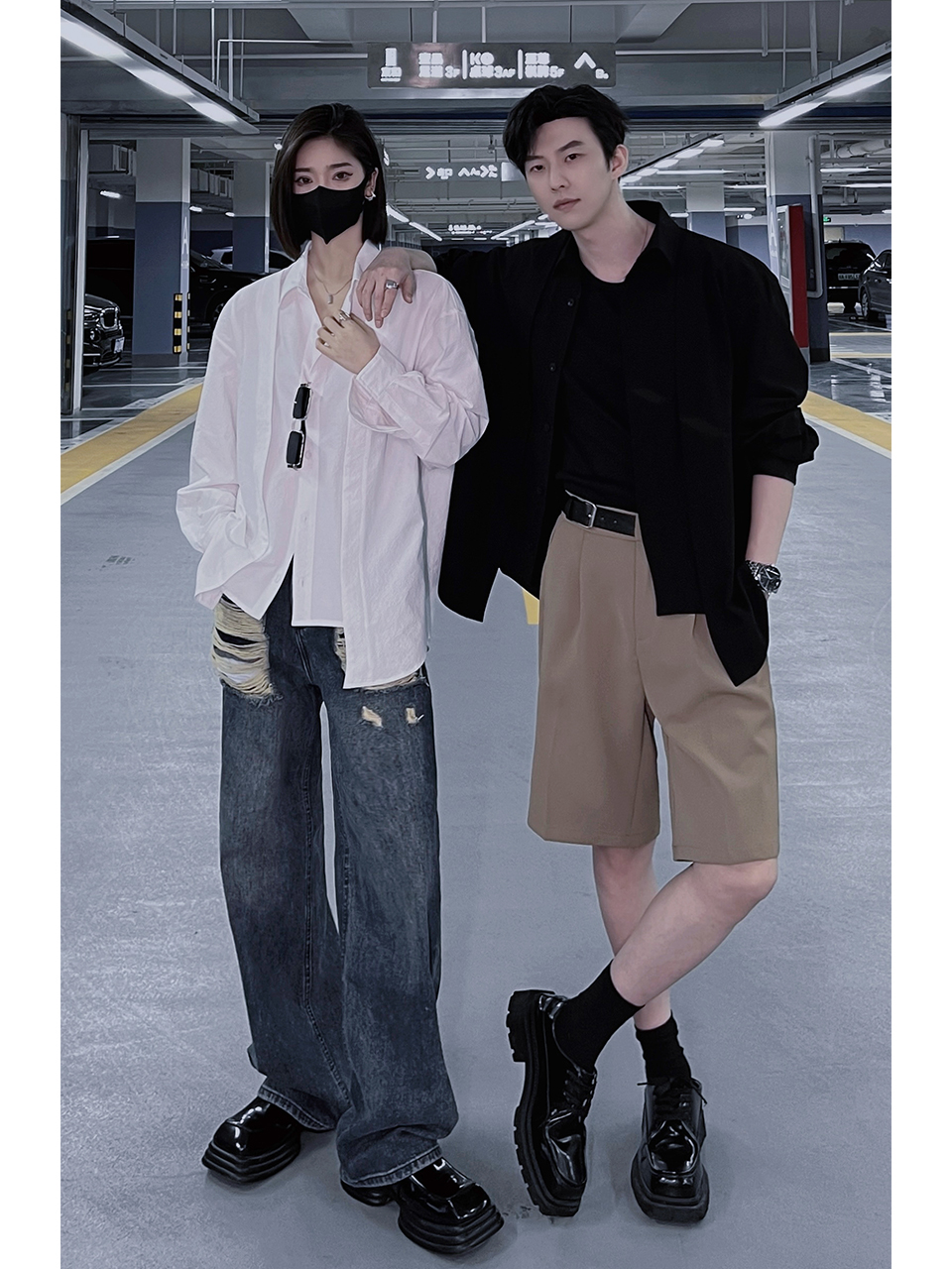 American Vintage Ripped Jeans for Women, Trendy High Street Wide-Leg Pants, Straight Loose Fit, Niche Design