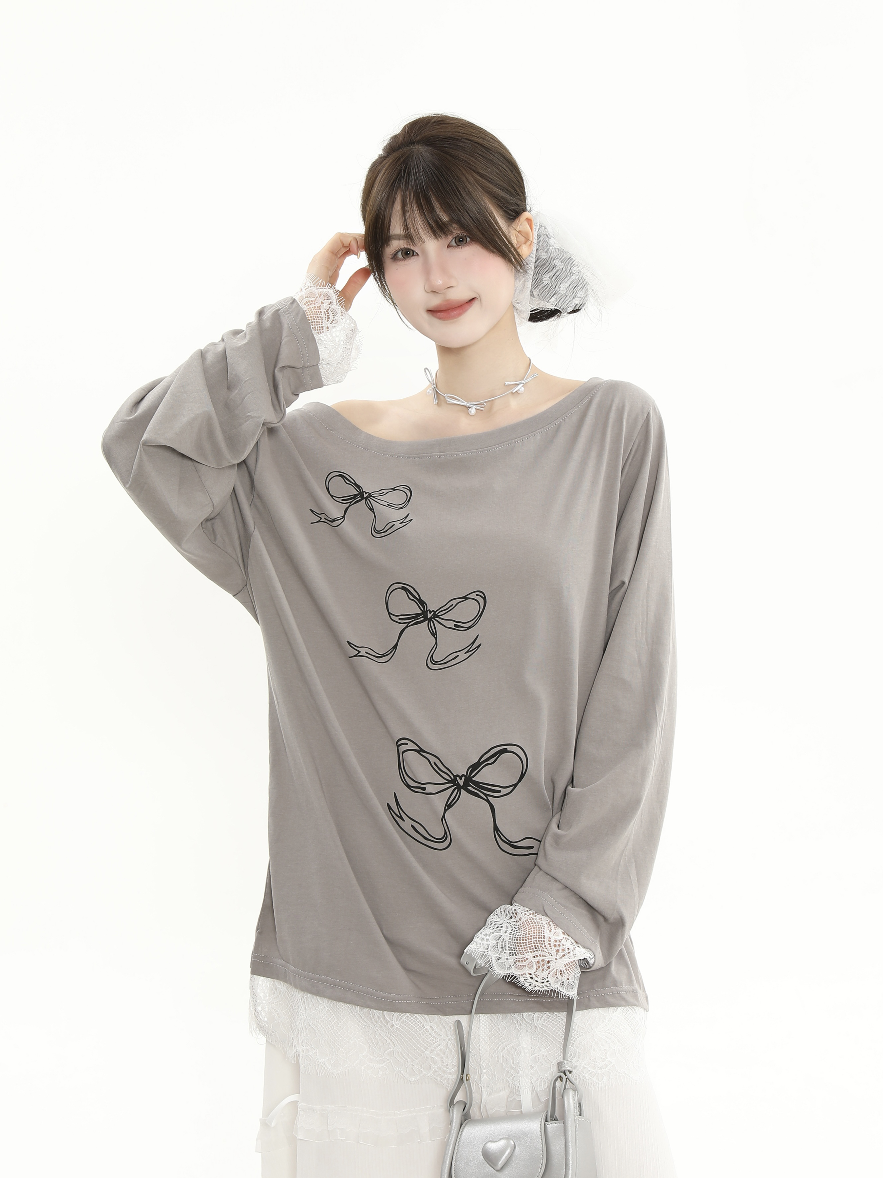 Asymmetrical Collar Off-Shoulder Bowknot Printed Long Sleeve T-Shirt with Lace Splicing - Women's Loose Sun Protection Cover-Up Asymmetrical Collar Off-Shoulder Bowknot Printed Long Sleeve T-Shirt with Lace Splicing - Women's Loose Sun Protection Cover-Up