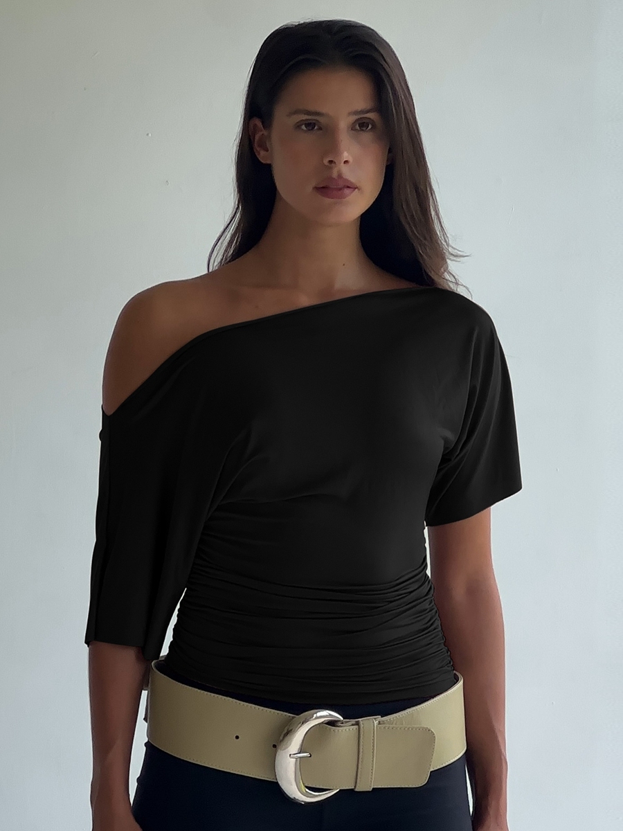 Asymmetrical Short-Sleeve T-Shirt for Women - Pleated High-Waisted Slim Fit, Trendy Summer Top, Versatile Fashion Essential Asymmetrical Short-Sleeve T-Shirt for Women - Pleated High-Waisted Slim Fit, Trendy Summer Top, Versatile Fashion Essential