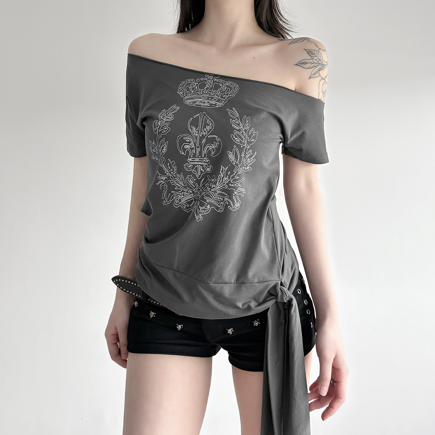 Asymmetrical Shoulder T-Shirt for Women - Unique Print Tie-Up Casual Top, Street Cool Girl Style, Versatile Y2K Fashion