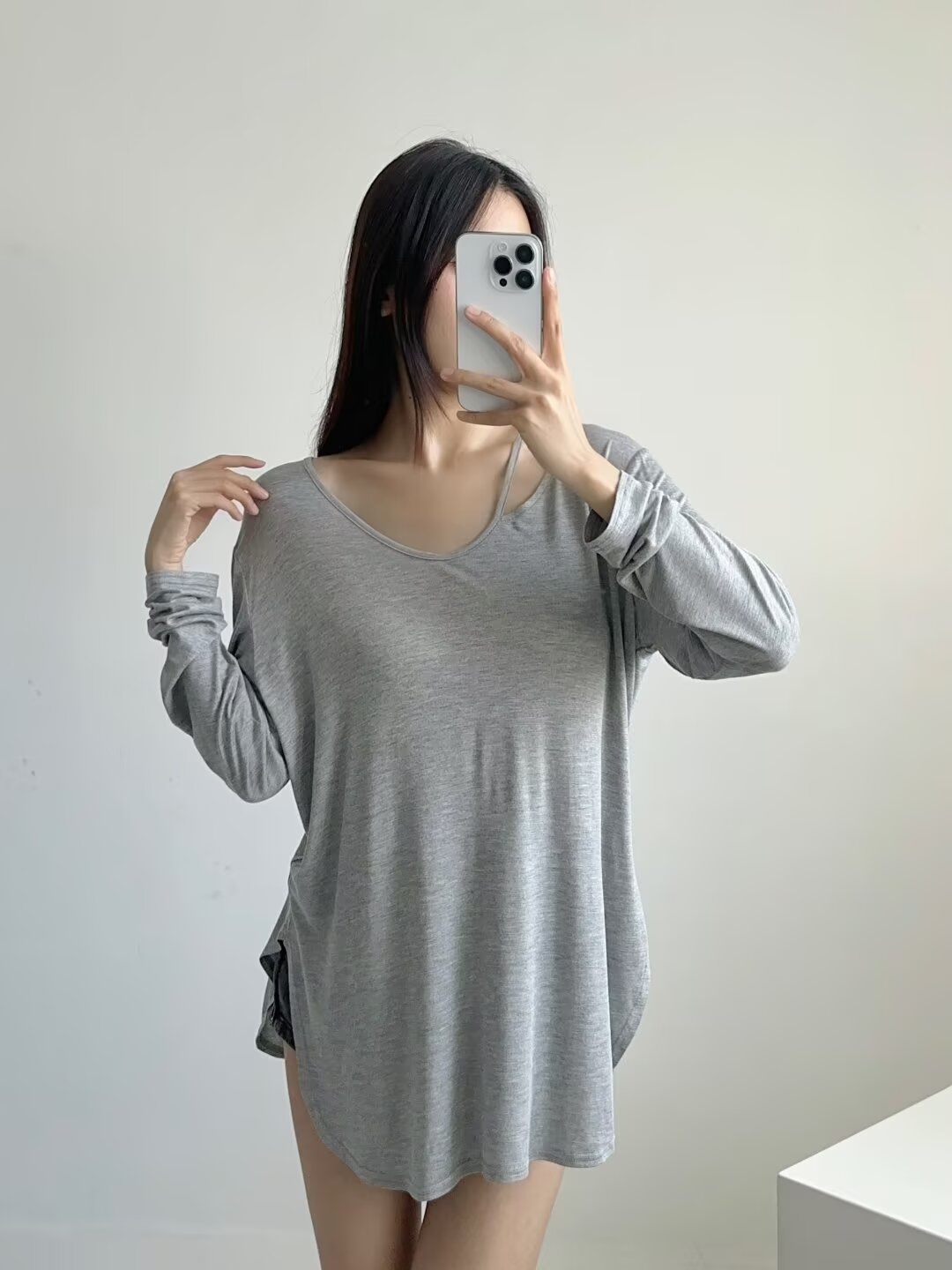 Autumn Long Sleeve Loose Fit Jazz Dance Cover-Up Top for Women, Sporty Fitness T-Shirt, Trendy Casual Style Autumn Long Sleeve Loose Fit Jazz Dance Cover-Up Top for Women, Sporty Fitness T-Shirt, Trendy Casual Style