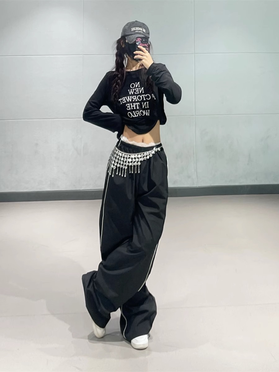 Autumn Winter Jazz Dance Short Top Women's Slim Fit Black Letter Stretch Long Sleeve T-Shirt in Ins Style Y2K Fashion Autumn Winter Jazz Dance Short Top Women's Slim Fit Black Letter Stretch Long Sleeve T-Shirt in Ins Style Y2K Fashion