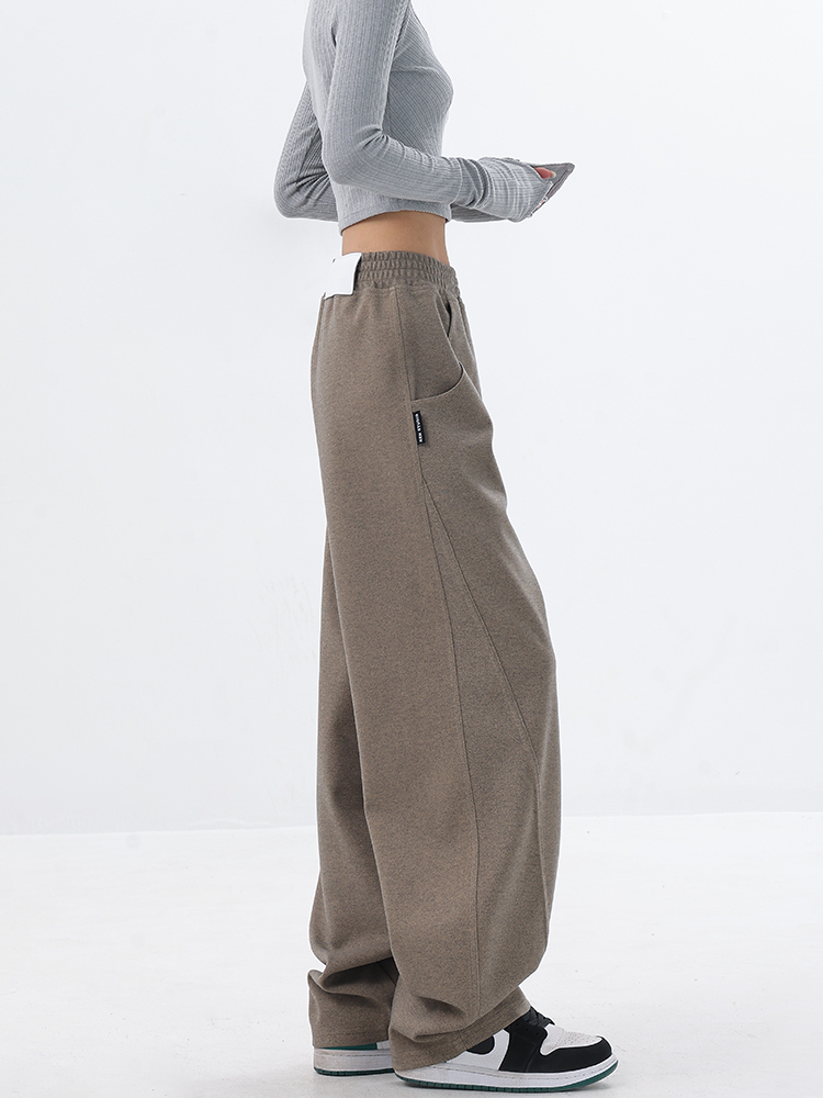 Autumn Winter Thickened Curved Knife Banana Sports Pants for Women - Loose Wide-Leg Sweatpants in Casual Style Autumn Winter Thickened Curved Knife Banana Sports Pants for Women - Loose Wide-Leg Sweatpants in Casual Style