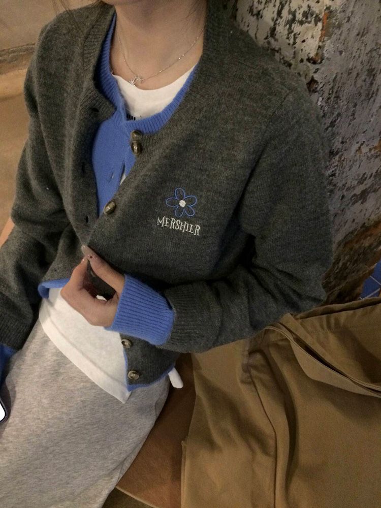 Autumn Women's Loose Knitted Cardigan Sweater with Letter Embroidery, Fake Two-Piece Design, Slimming Short Jacket for Casual Style