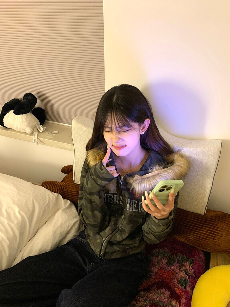 Autumn Women's Slim Fit Camouflage Fleece Cardigan with Removable Fur Collar - Hooded Short Sweatshirt Autumn Women's Slim Fit Camouflage Fleece Cardigan with Removable Fur Collar - Hooded Short Sweatshirt