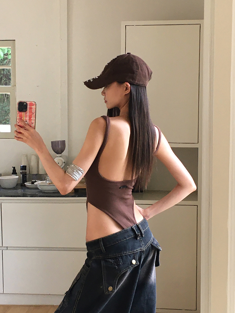 Backless Slim Fit Cropped Tank Top - Sexy Waist-Defining Jumpsuit for Hot Girl Style, 90s Inspired Fashion Backless Slim Fit Cropped Tank Top - Sexy Waist-Defining Jumpsuit for Hot Girl Style, 90s Inspired Fashion